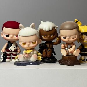 Set of 6pc popmart Kubo figure, mixed series